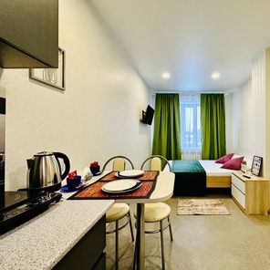 Ноябрьск. 60 лет СССР 39. Мини-гостиница (№1 "Сургут")